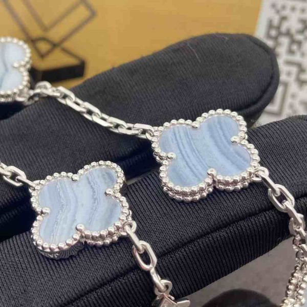 van cleef chalcedony bracelet