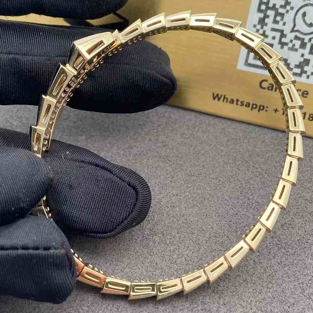 18k Yellow Gold Bvlgari Serpenti Viper Bracelet 361296 (4) 18k Yellow Gold Bvlgari Serpenti Viper Bracelet 361296