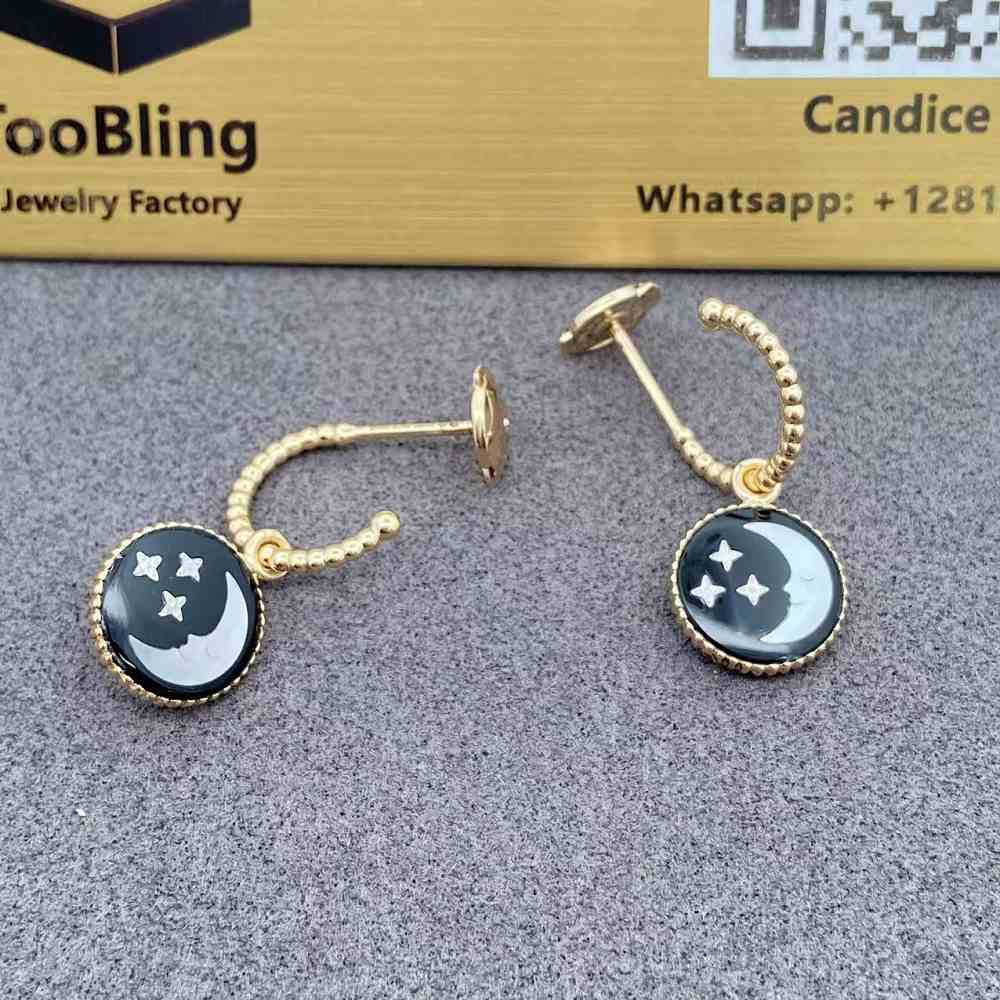 Dior Rose Celeste Earrings 18K Gold Diamonds Mother of Pearl and Onyx (3) Dior Rose Celeste Earrings 18K Gold Diamonds Mother of Pearl and Onyx
